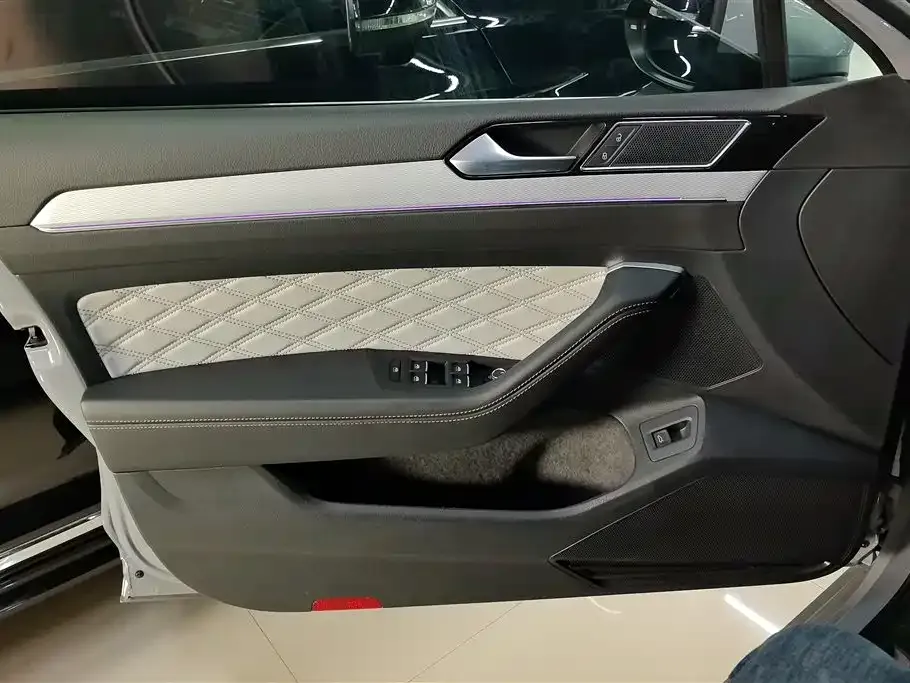 Volkswagen Magotan 2024 из CN, фото 10