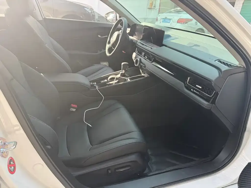Honda Inspire 2025 из CN, фото 4