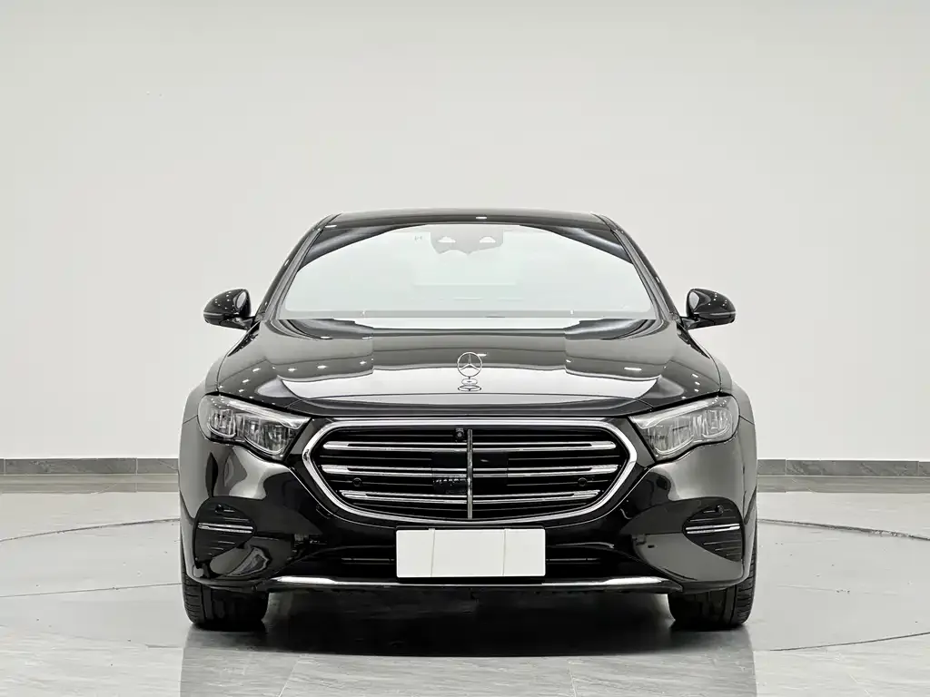 Mercedes-Benz E-Class 2024 из CN, фото 4