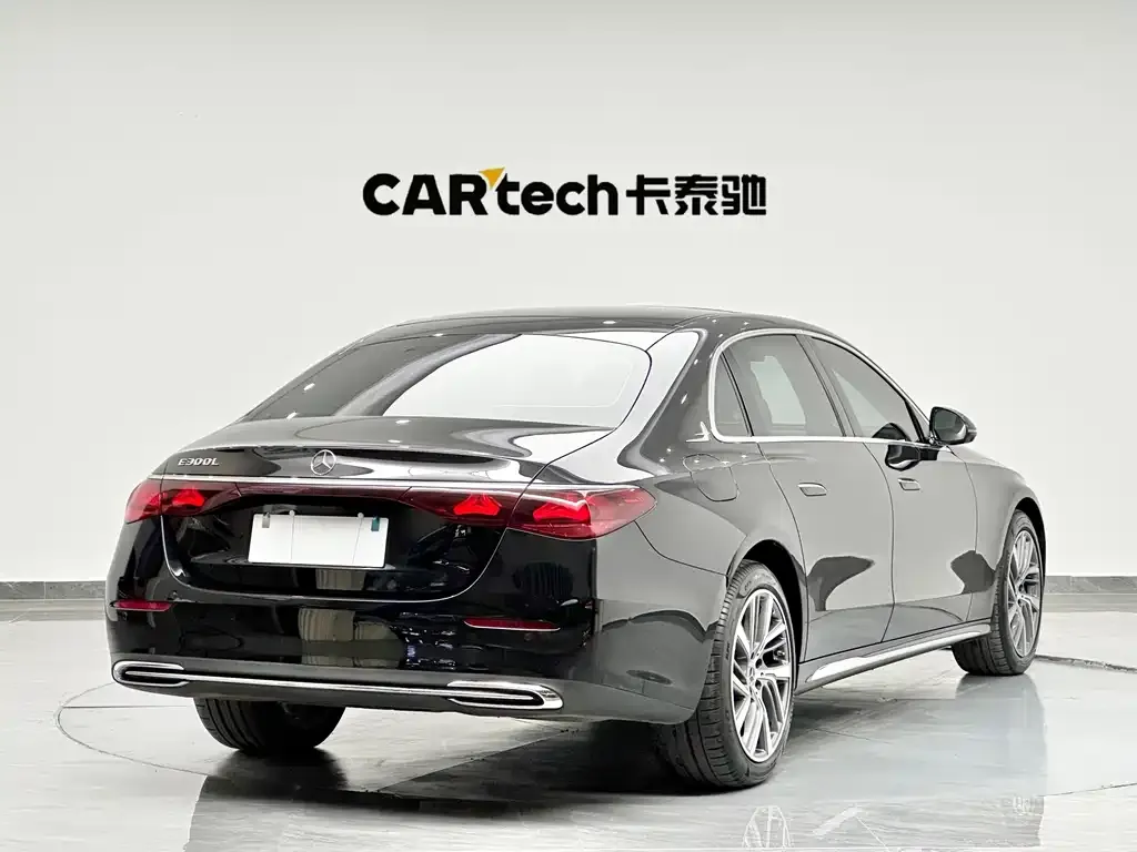Mercedes-Benz E-Class 2024 из CN, фото 8
