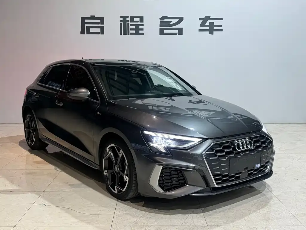Audi A3 2023 из CN, фото 3