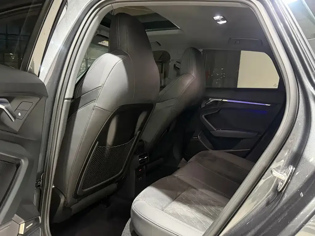 Audi A3 2023 из CN, фото 7