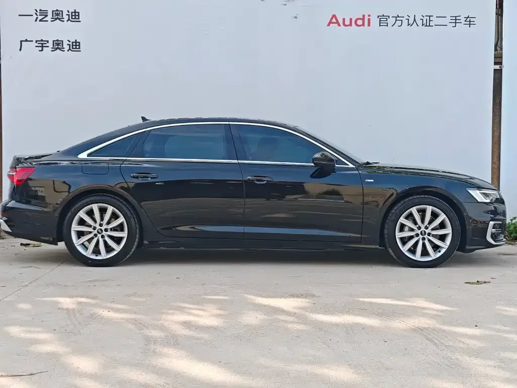 Audi A6L 2024 из CN, фото 4