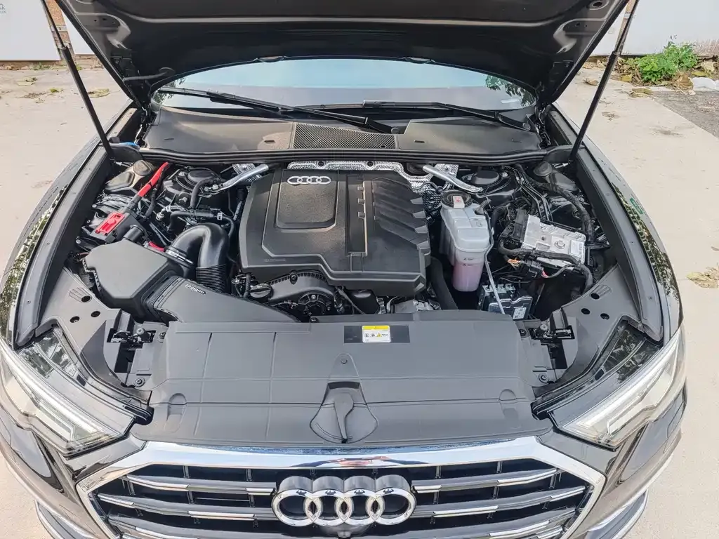 Audi A6L 2024 из CN, фото 8