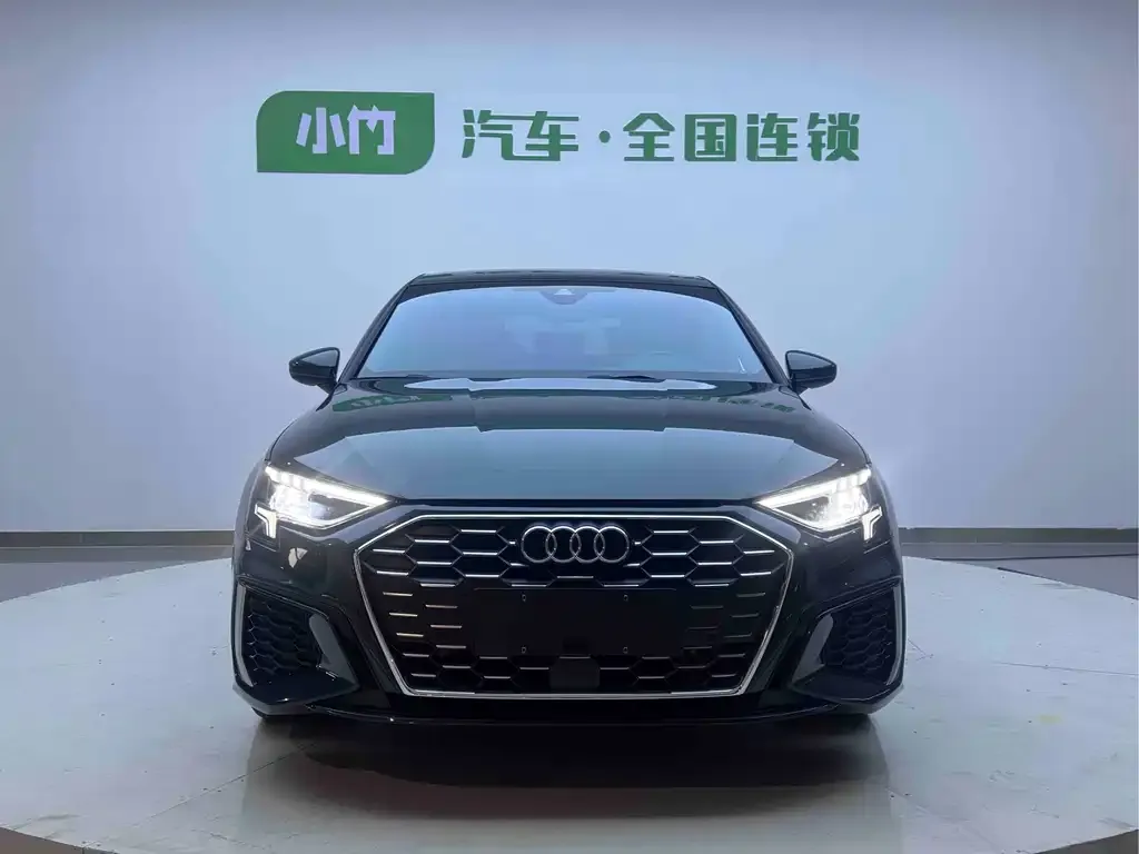 Audi A3 2023 из CN, фото 2