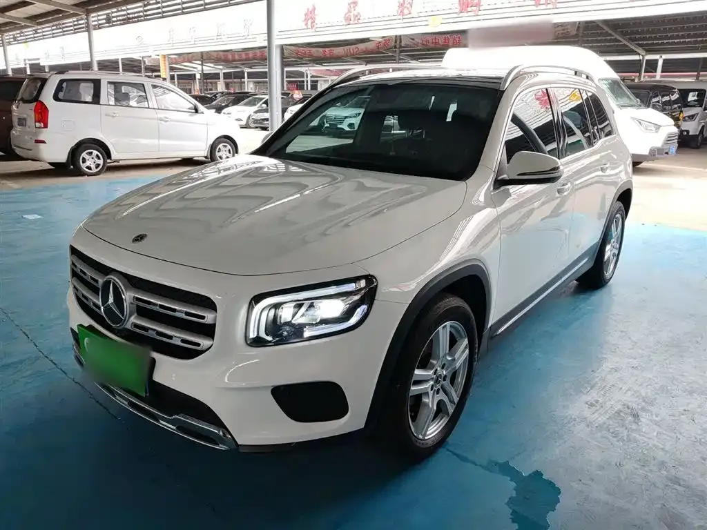Mercedes-Benz GLB 2023 из CN, фото 1