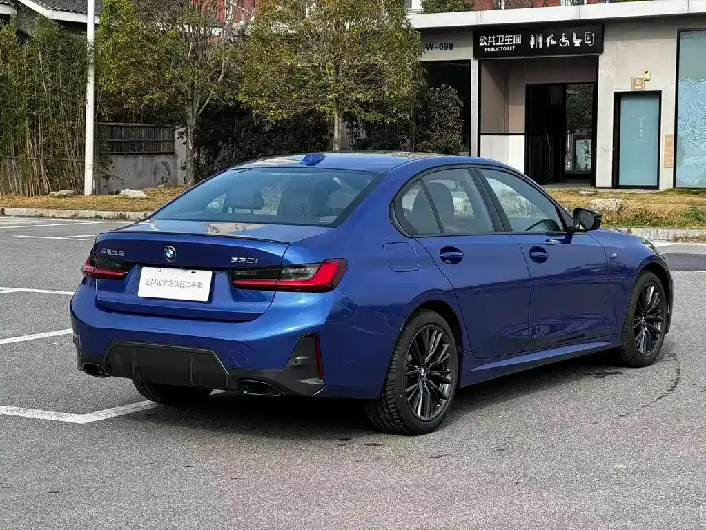 BMW 3 Series 2023 из CN, фото 7