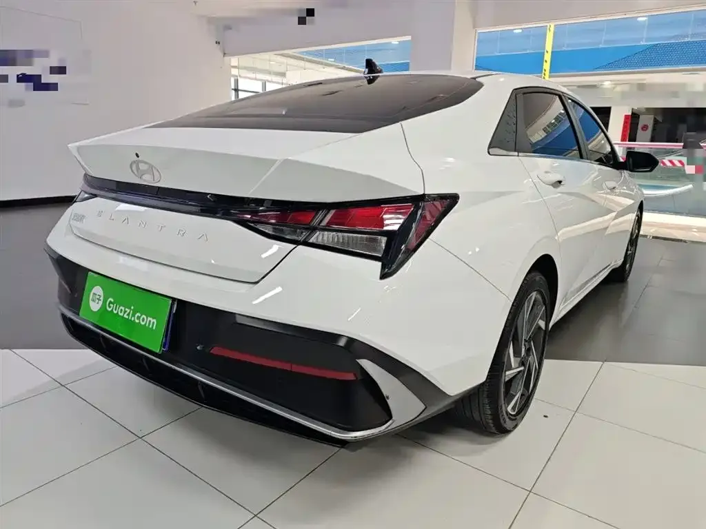 Hyundai Elantra 2024 из CN, фото 2