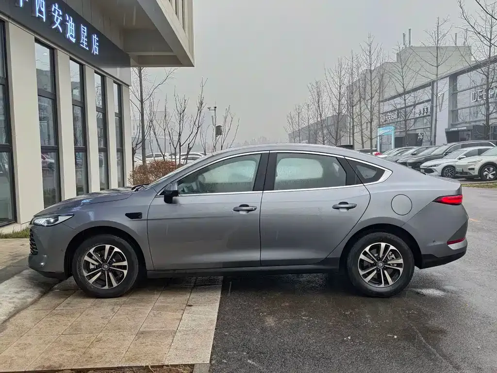 BYD Qin PLUS 2025 из CN, фото 4