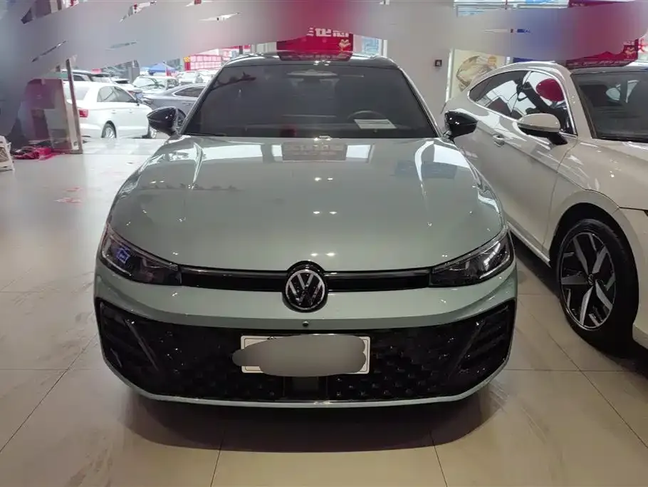 Volkswagen Passat 2024 из CN, фото 5