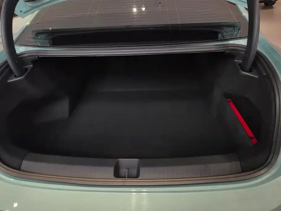 Volkswagen Passat 2024 из CN, фото 10