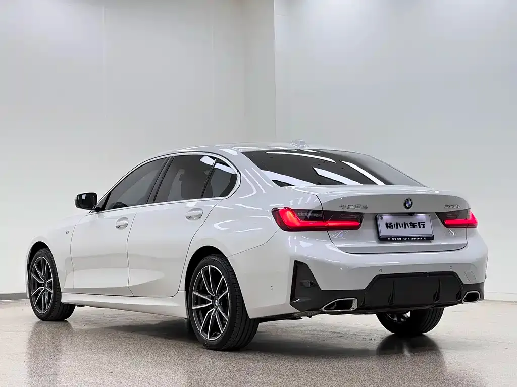 BMW 3 Series 2023 из CN, фото 9