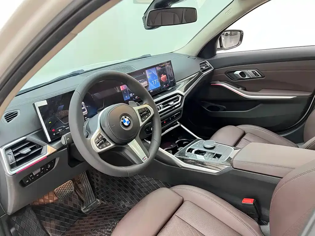 BMW 3 Series 2023 из CN, фото 8