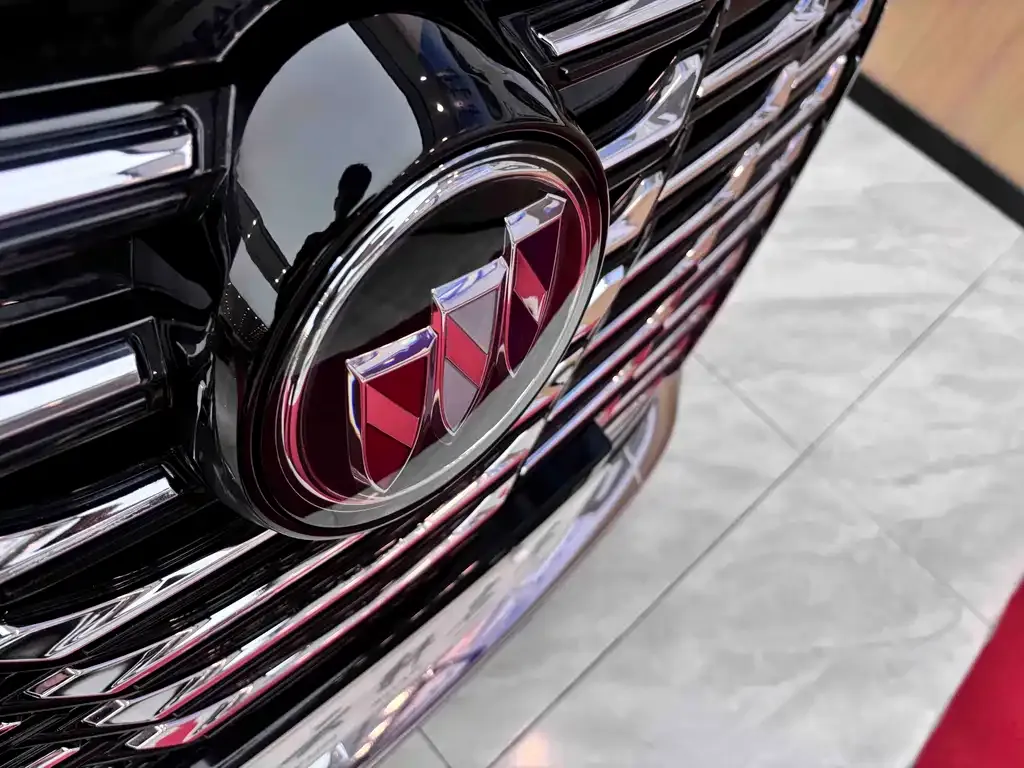 Buick GL8 2023 из CN, фото 9