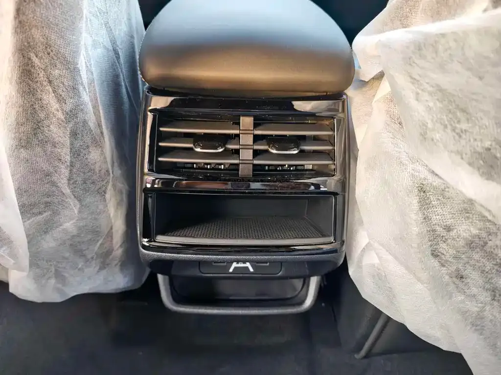 Geely Xingyue L 2026 из CN, фото 3