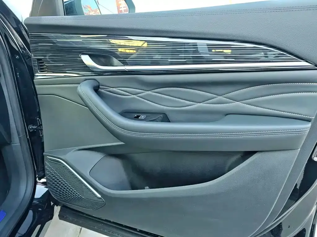 Geely Xingyue L 2026 из CN, фото 7