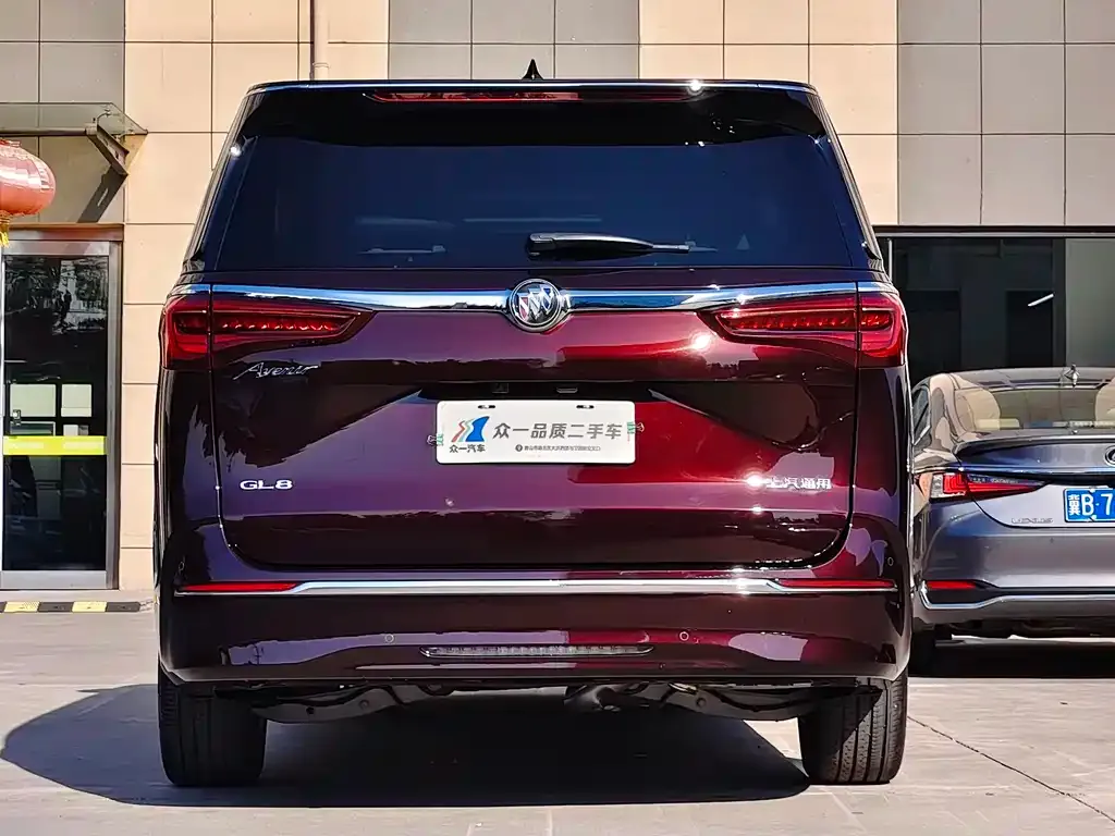 Buick GL8 2023 из CN, фото 8