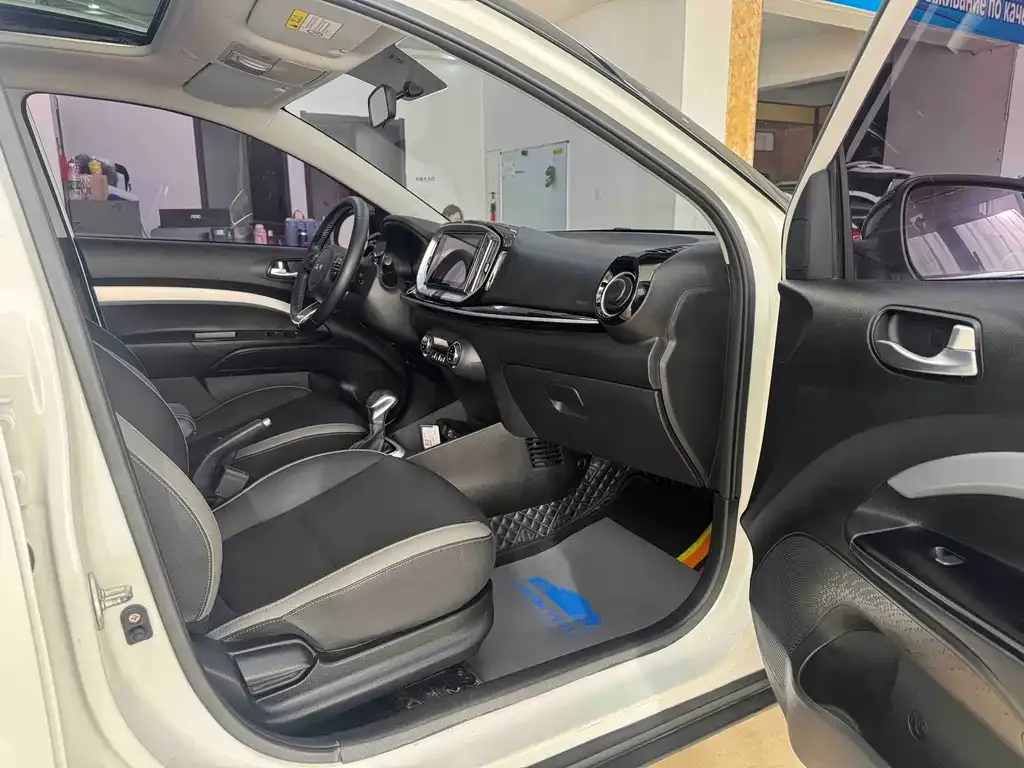 Kia KX1 2021 из CN, фото 3