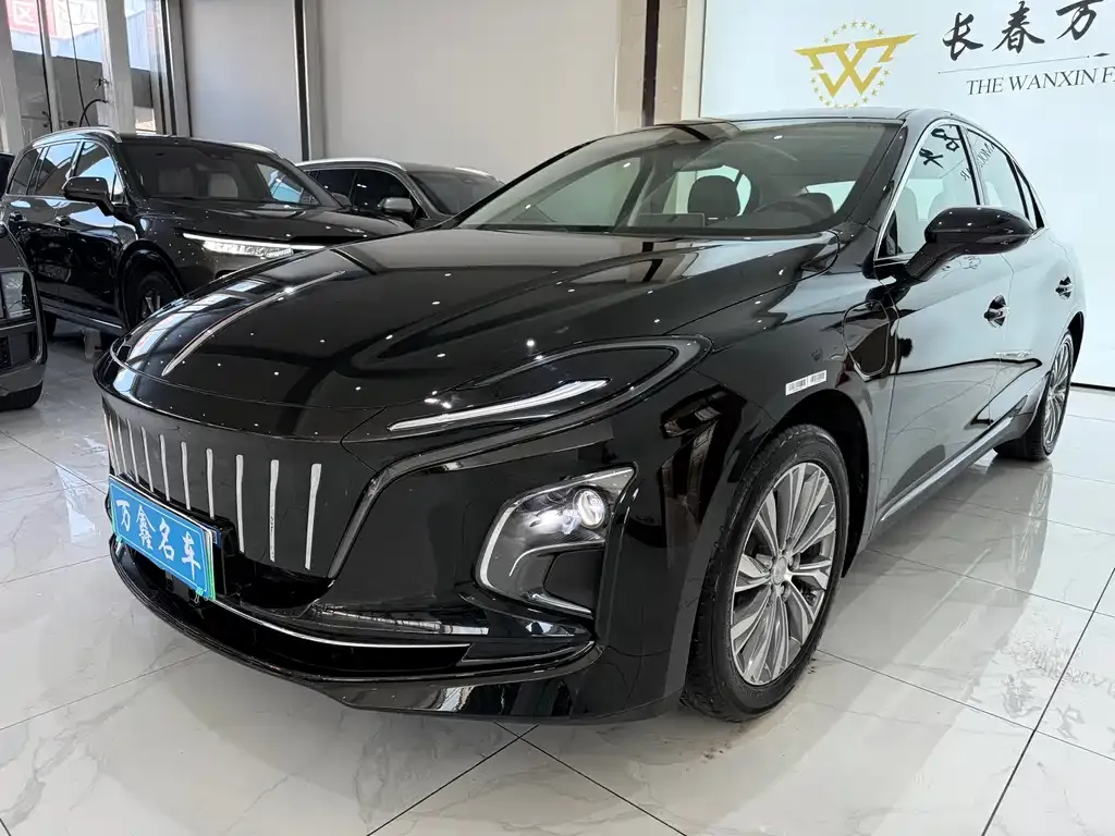 Hongqi E-QM5 2024 из CN, фото 1