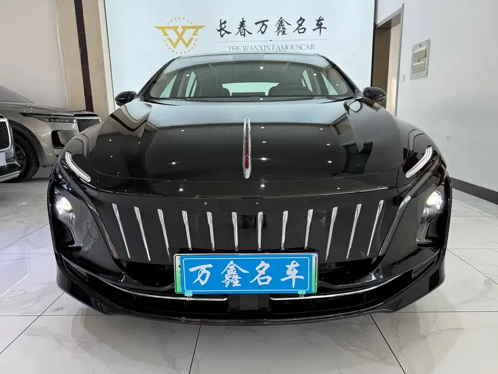 Hongqi E-QM5 2024 из CN, фото 5