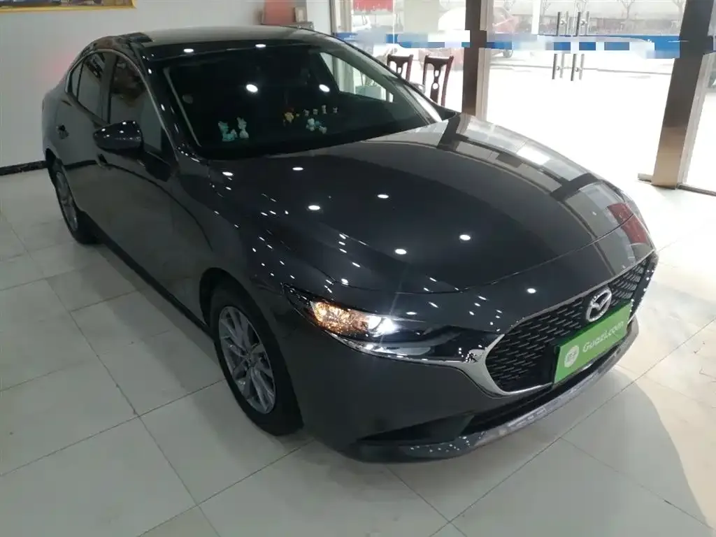 Mazda 3 Axela 2022 из CN, фото 2