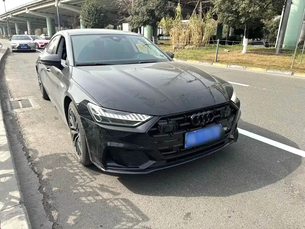 Audi A7L 2023 из CN, фото 5