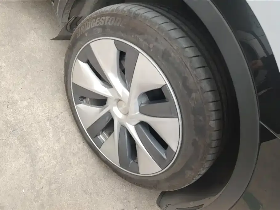 Tesla Model Y 2023 из CN, фото 5