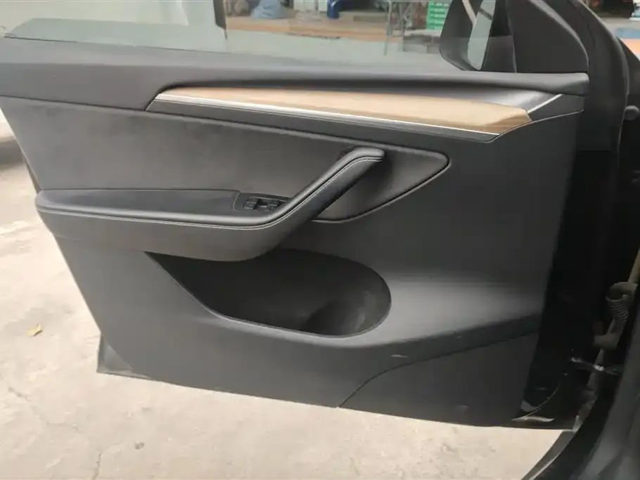 Tesla Model Y 2023 из CN, фото 6