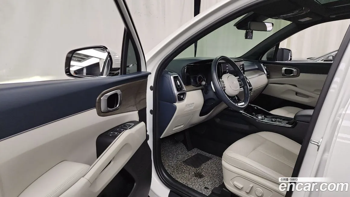 Kia Sorento — фото 10