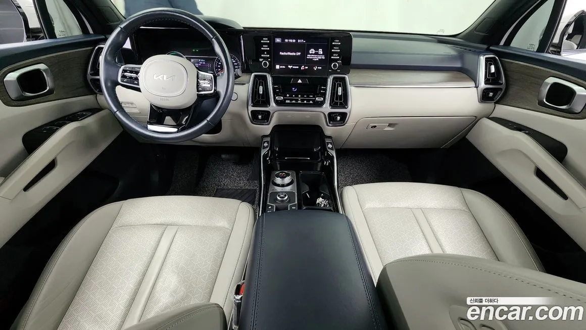 Kia Sorento — фото 8