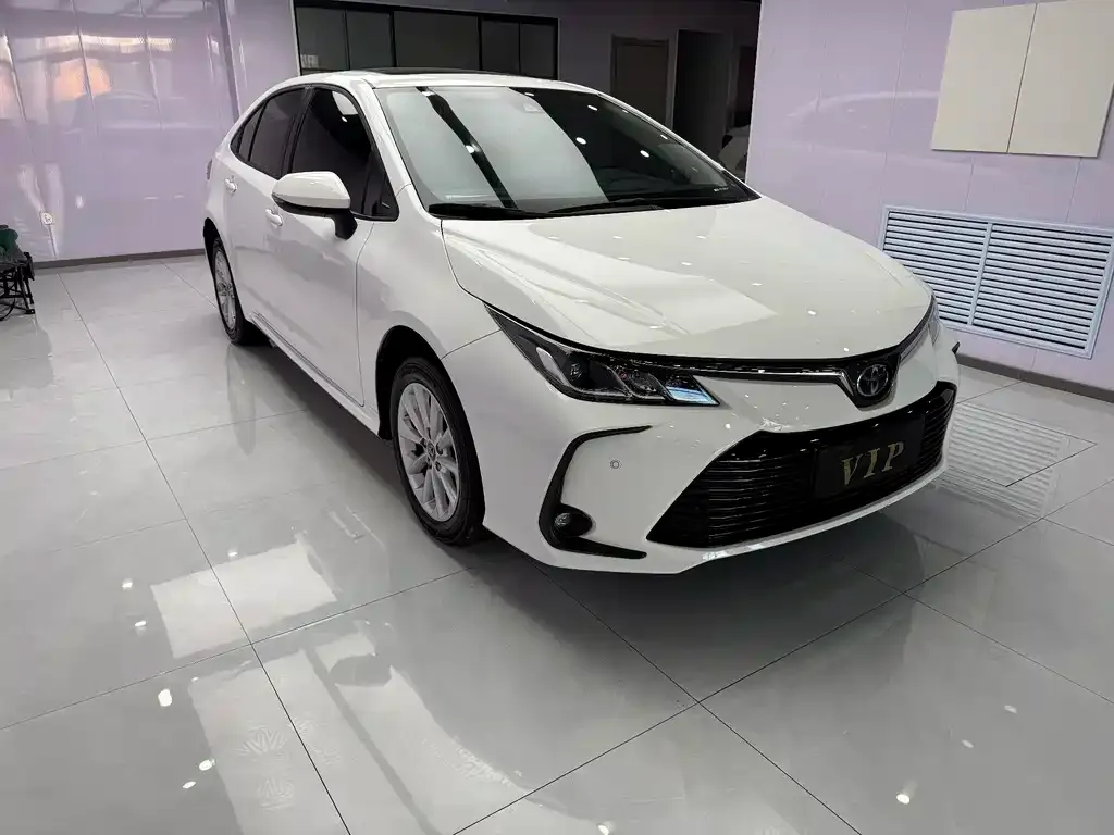 Toyota Corolla 2022 из CN, фото 3