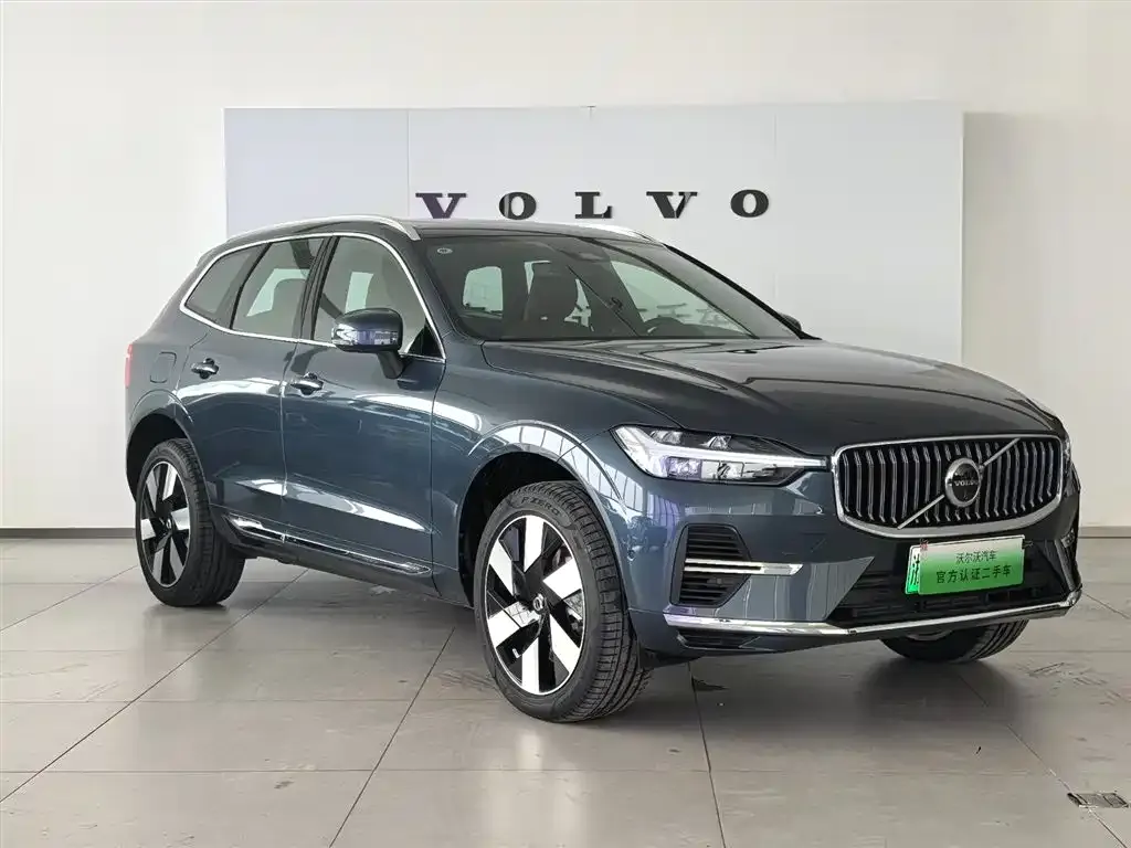 Volvo XC60 PHEV 2023 из CN, фото 10
