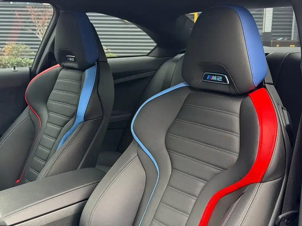 BMW M2 2025 из CN, фото 10