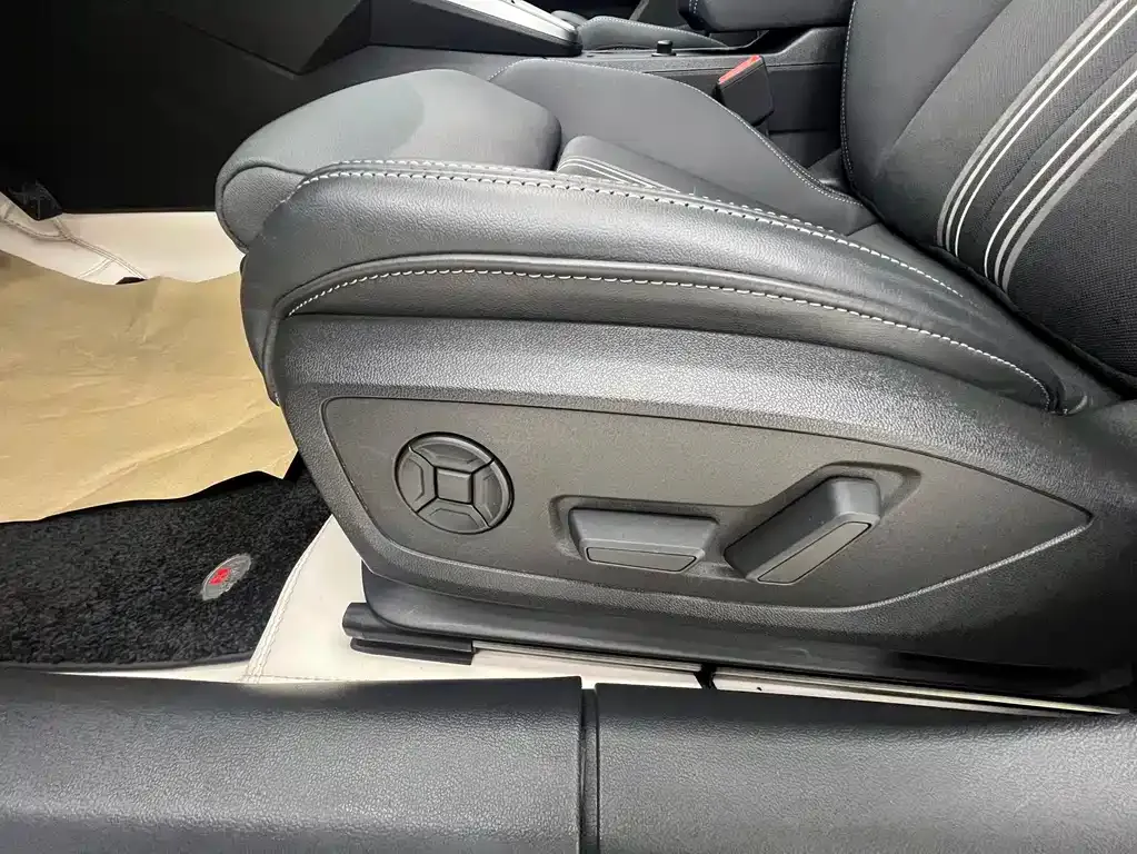 Audi A3 2023 из CN, фото 6