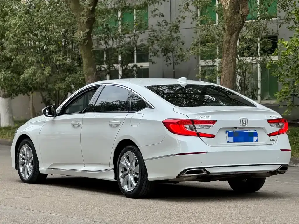 Honda Accord 2021 из CN, фото 2