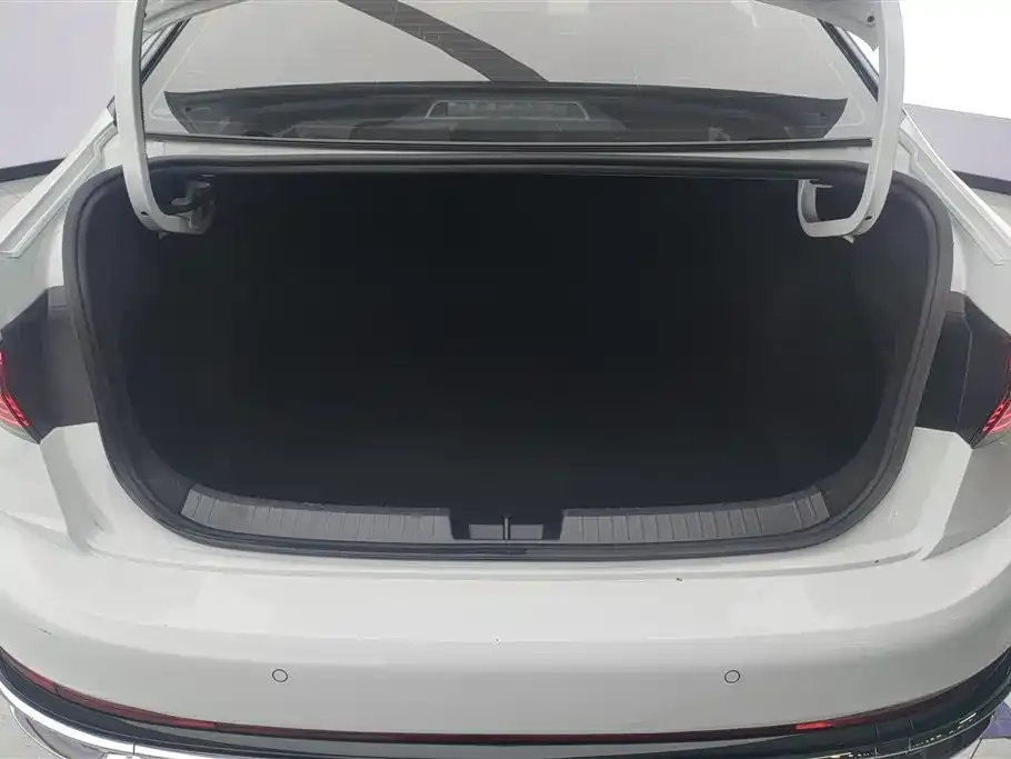 Volkswagen Sagitar 2025 из CN, фото 4