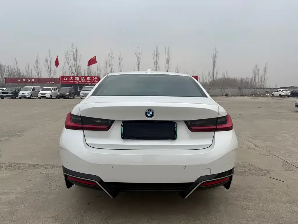 BMW i3 2023 из CN, фото 2