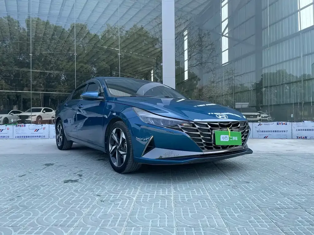 Hyundai Elantra 2023 из CN, фото 3