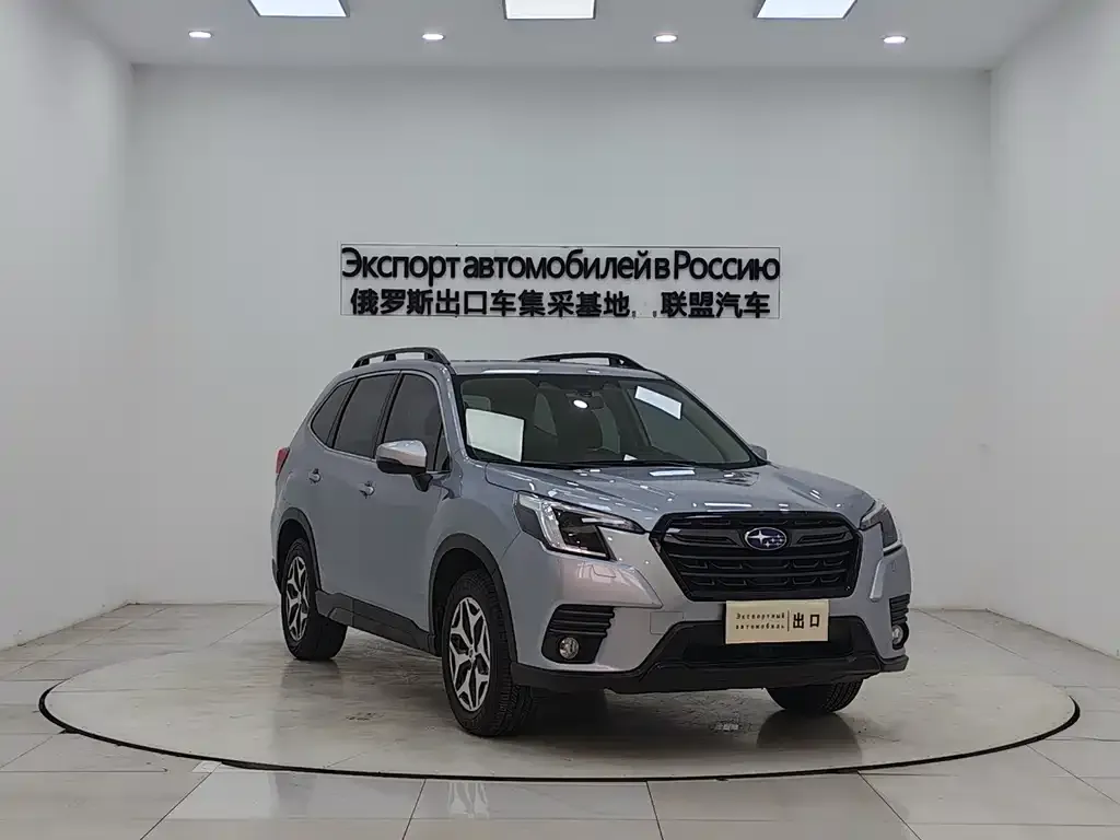 Subaru Forester 2023 из CN, фото 2