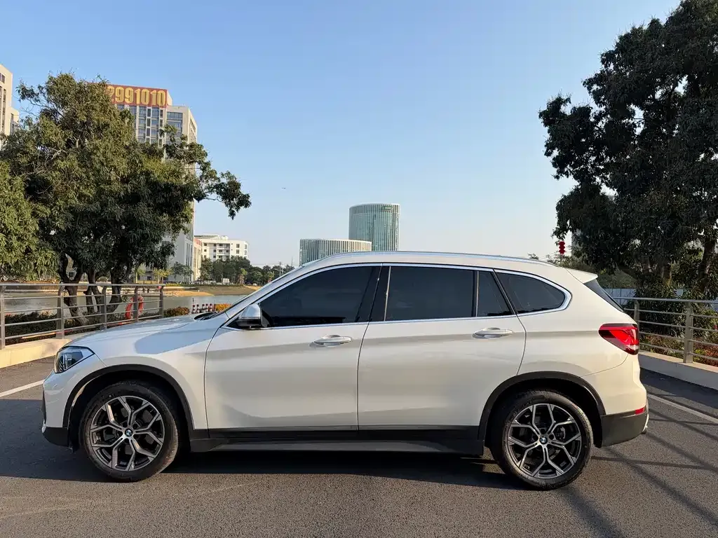 BMW X1 2023 из CN, фото 4