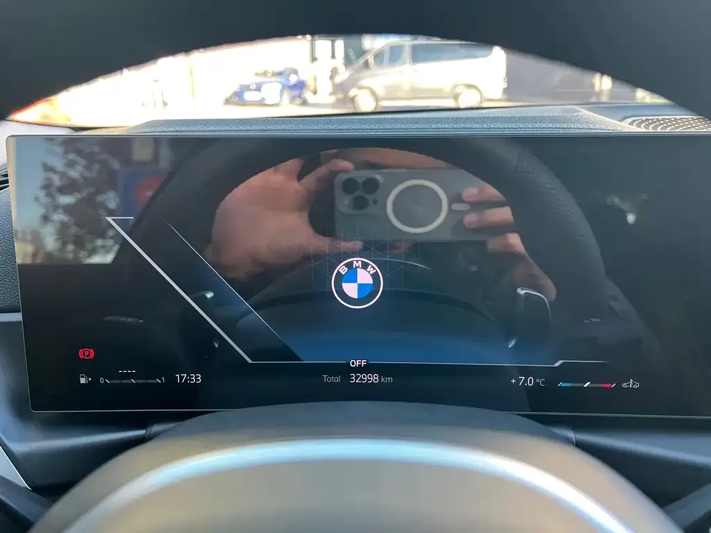 BMW 3 Series 2024 из CN, фото 2