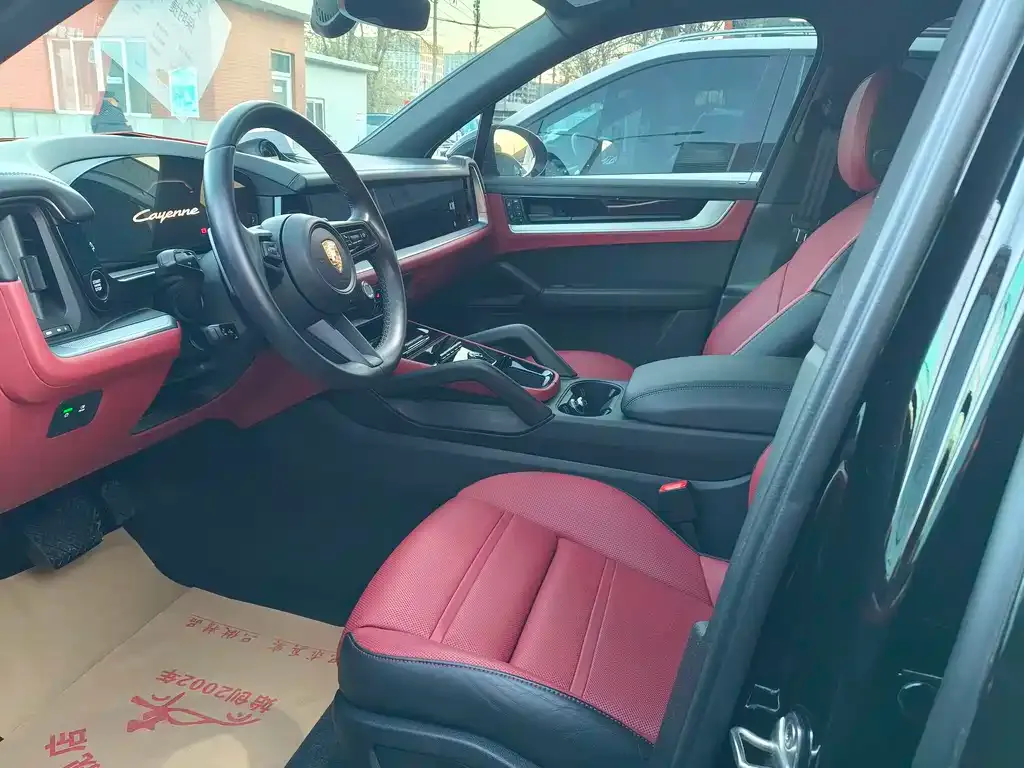 Porsche Cayenne 2023 из CN, фото 4