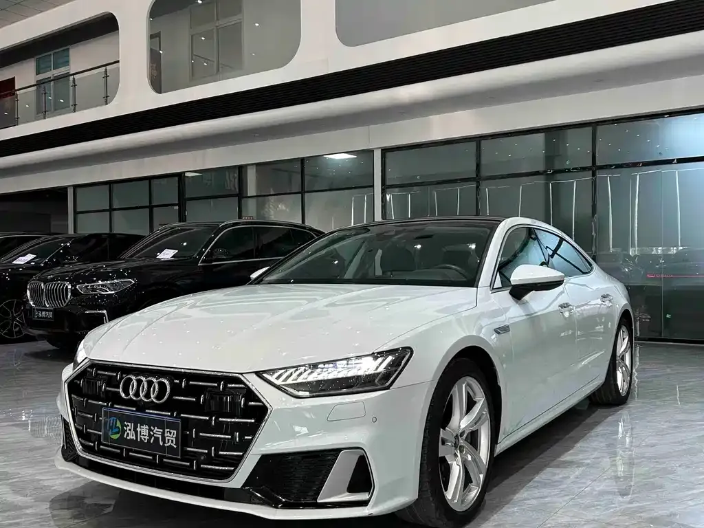 Audi A7L 2023 из CN, фото 1