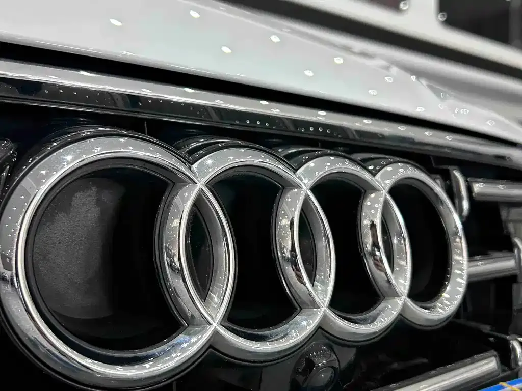 Audi A7L 2023 из CN, фото 10