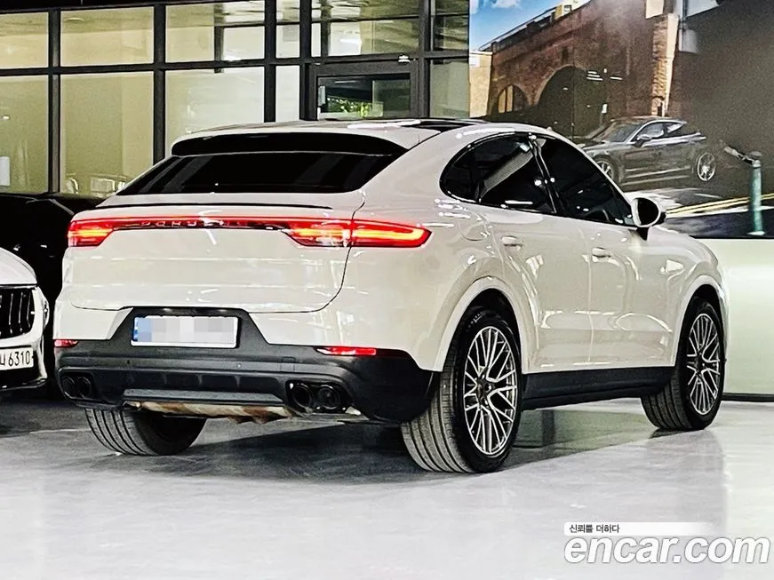 Porsche Cayenne — фото 10