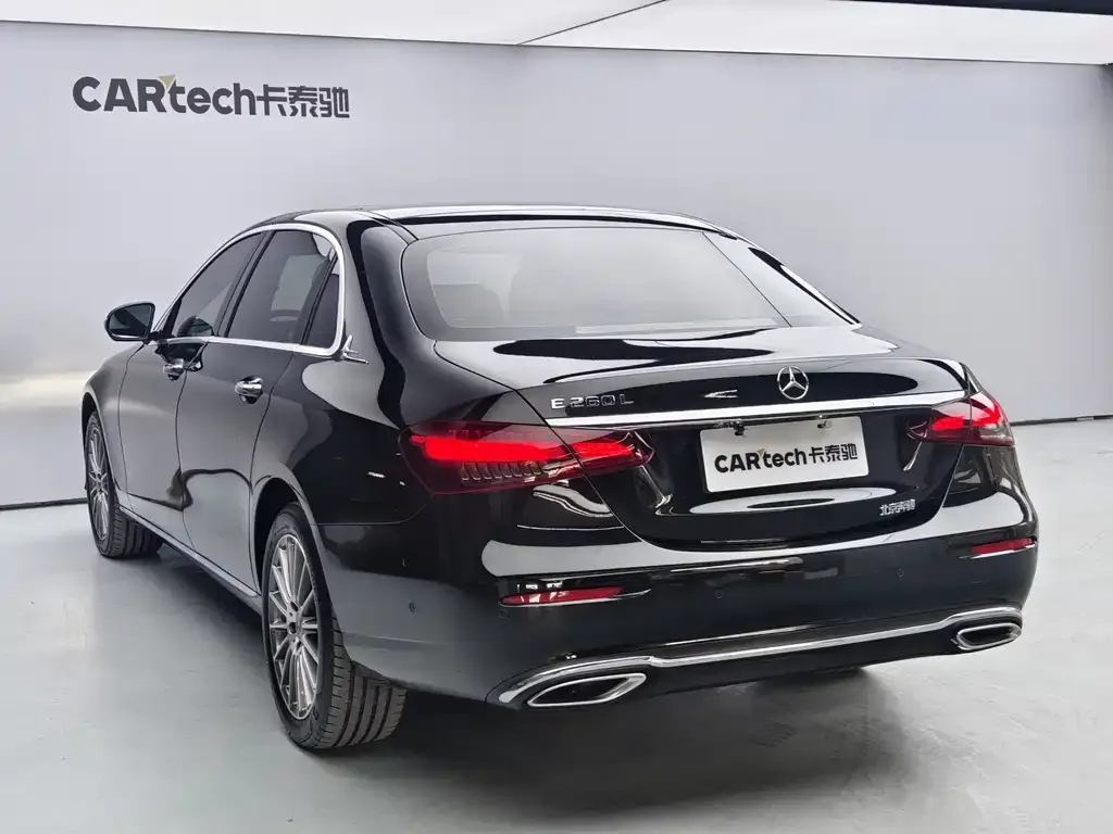 Mercedes-Benz E-Class 2023 из CN, фото 6