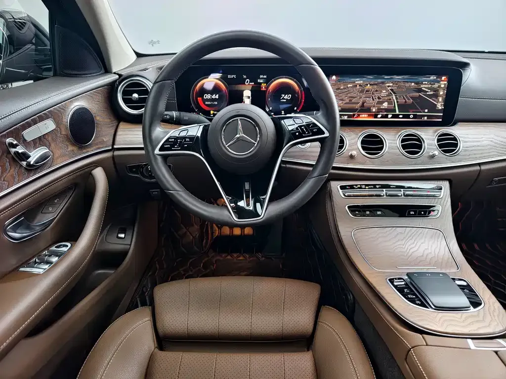 Mercedes-Benz E-Class 2023 из CN, фото 5
