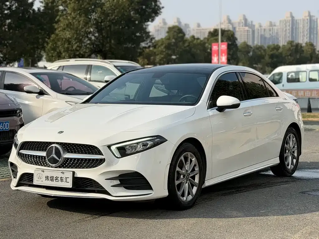 Mercedes-Benz A-Class — фото 1