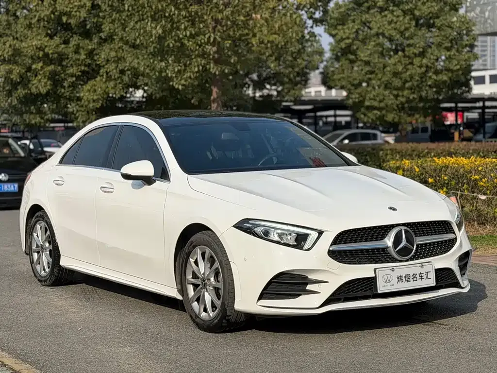 Mercedes-Benz A-Class — фото 10
