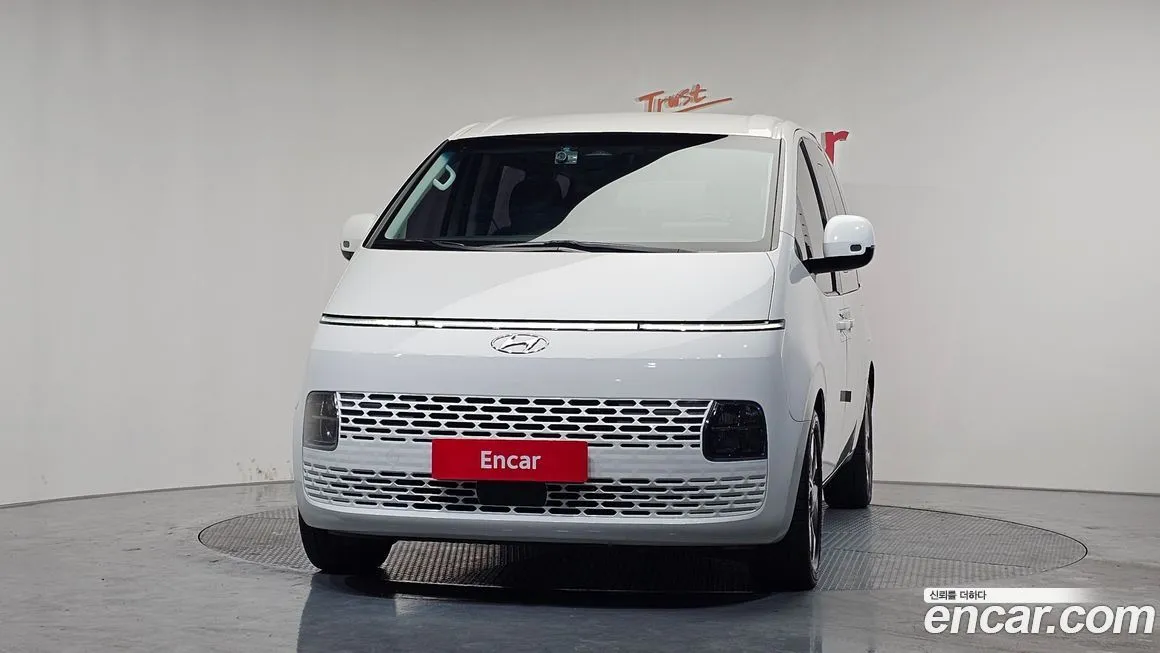 Hyundai Staria — фото 2